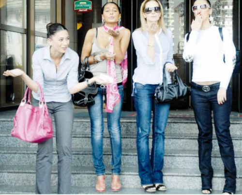 გამარჯვებულების ცოლები: &ndash; &ldquo;აი ლავ იუ, ფისო!&hellip;  მიყვარხარ!&hellip; საუკეთესო ხარ&rdquo;&hellip;