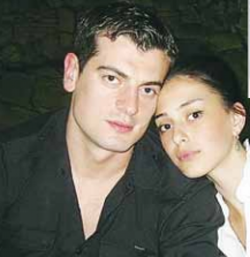 კალათბურთელების ცოლები &ndash; &ldquo;თამაშის შემდეგ ხმა მეკარგება, იმდე&shy;ნს ვყვირი - ემოციებს ყვირილით და წამოხტომით გა&shy;მოვხატავ"