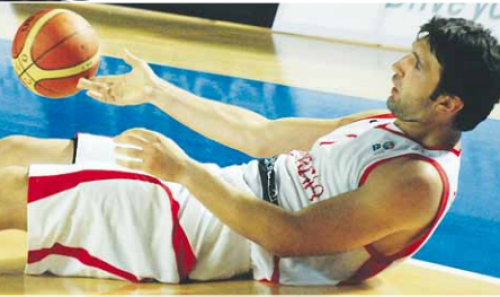 კალათბურთელების ცოლები &ndash; &ldquo;თამაშის შემდეგ ხმა მეკარგება, იმდე&shy;ნს ვყვირი - ემოციებს ყვირილით და წამოხტომით გა&shy;მოვხატავ"