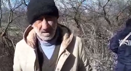 "ხილის ხეებს ჭრიდნენ..." - ოკუპანტებმა გივი ბატონესაშვილის ეზო მავთულხლართებით ორად გაყვეს