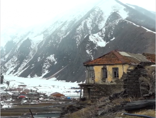 "რაიც დღეს არის, ხვალ იმაზე უარესი იქნება" -   სნოს ხეობის მკვიდრი, რომელიც 18 წელია მარტო ცხოვრობს  