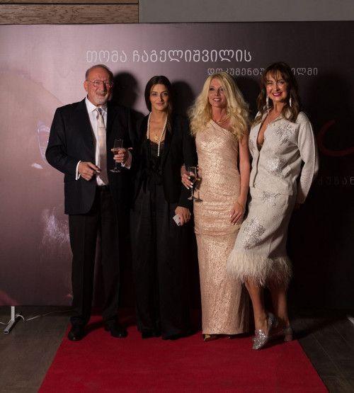 ფილმი, სადაც სქესის შეცვლის ოპერაციას უყურებ  - ივა კუზანოვის 70 წლის იუბილე - exclusive