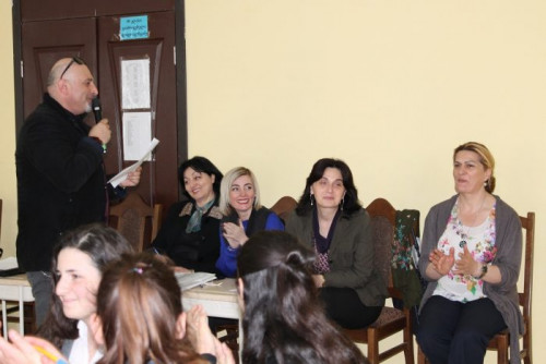  ზესტაფონში სასკოლო ოლიმპიადა „ეკოლოგიკის“ პირველი ეტაპის შეჯიბრი გაიმართა (ფოტოკოლაჟი)