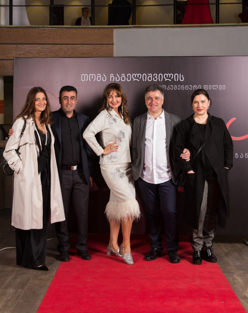 ფილმი, სადაც სქესის შეცვლის ოპერაციას უყურებ  - ივა კუზანოვის 70 წლის იუბილე - exclusive