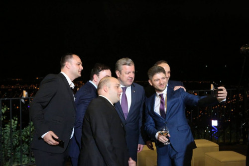 პირველი დემოკრატიული რესპუბლიკის 100 წლის იუბილესთან დაკავშირებით საზეიმო მიღება გაიმართა (ფოტოები)