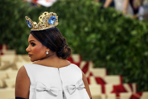 როგორ გამოიყურებოდნენ ვარსკვლავები Met Gala 2018-ზე - ფოტოები 