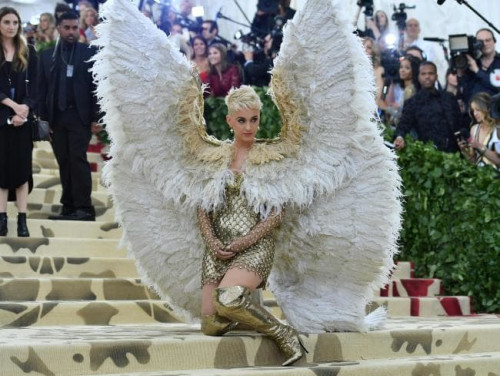 "რომის პაპი" რიანა და "ანგელოზი" კეტი პერი  -  Met Gala 2018-ის ყველაზე განხილვადი სტუმრები