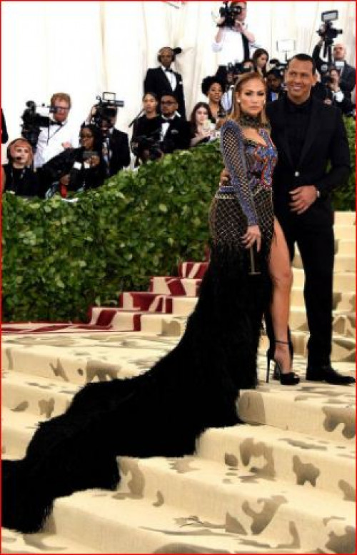 "Met Gala 2018"-ის ყველაზე ლამაზი ვარსკვლავური წყვილები