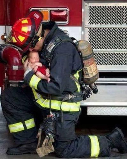 ცეცხლის ალში გახვეული საბერძნეთი - ფოტოამბავი