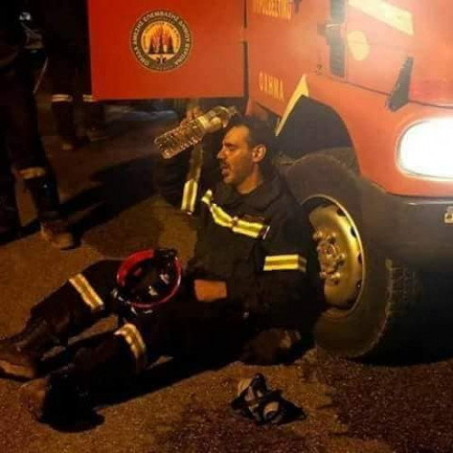 ცეცხლის ალში გახვეული საბერძნეთი - ფოტოამბავი