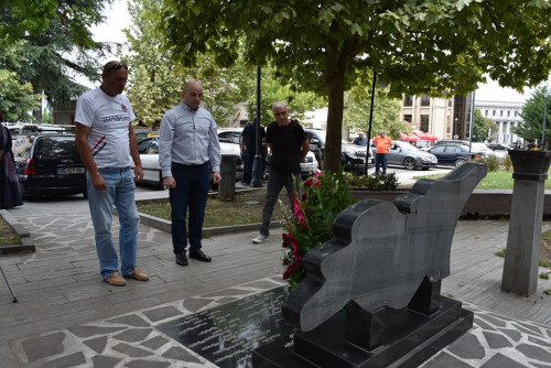 თელავში საქართველოს ერთიანობისთვის დაღუპულ გმირებს პატივი მიაგეს