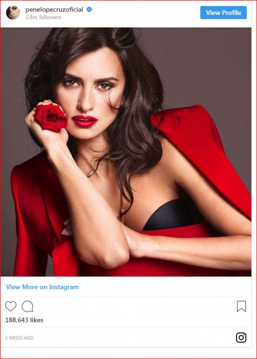 პენელოპა კრუზმა 13 წლის ასაკში გადაღებული ფოტო გამოაქვეყნა 