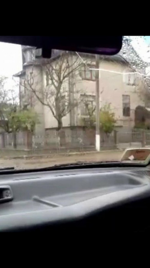 მეგის ქარდავა კიევში შეცვლილი იმიჯით იმალებოდა? (ფოტო)