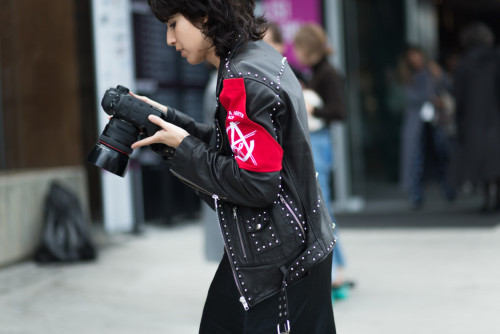 Streetstyle: თბილისის მოდის კვირეულის ყველაზე მოდური სტუმრები