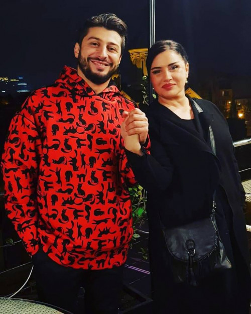 რა სიურპრიზი მოუმზადეს მეგობრებმა ანრი ჯოხაძეს დაბადების დღეზე - video